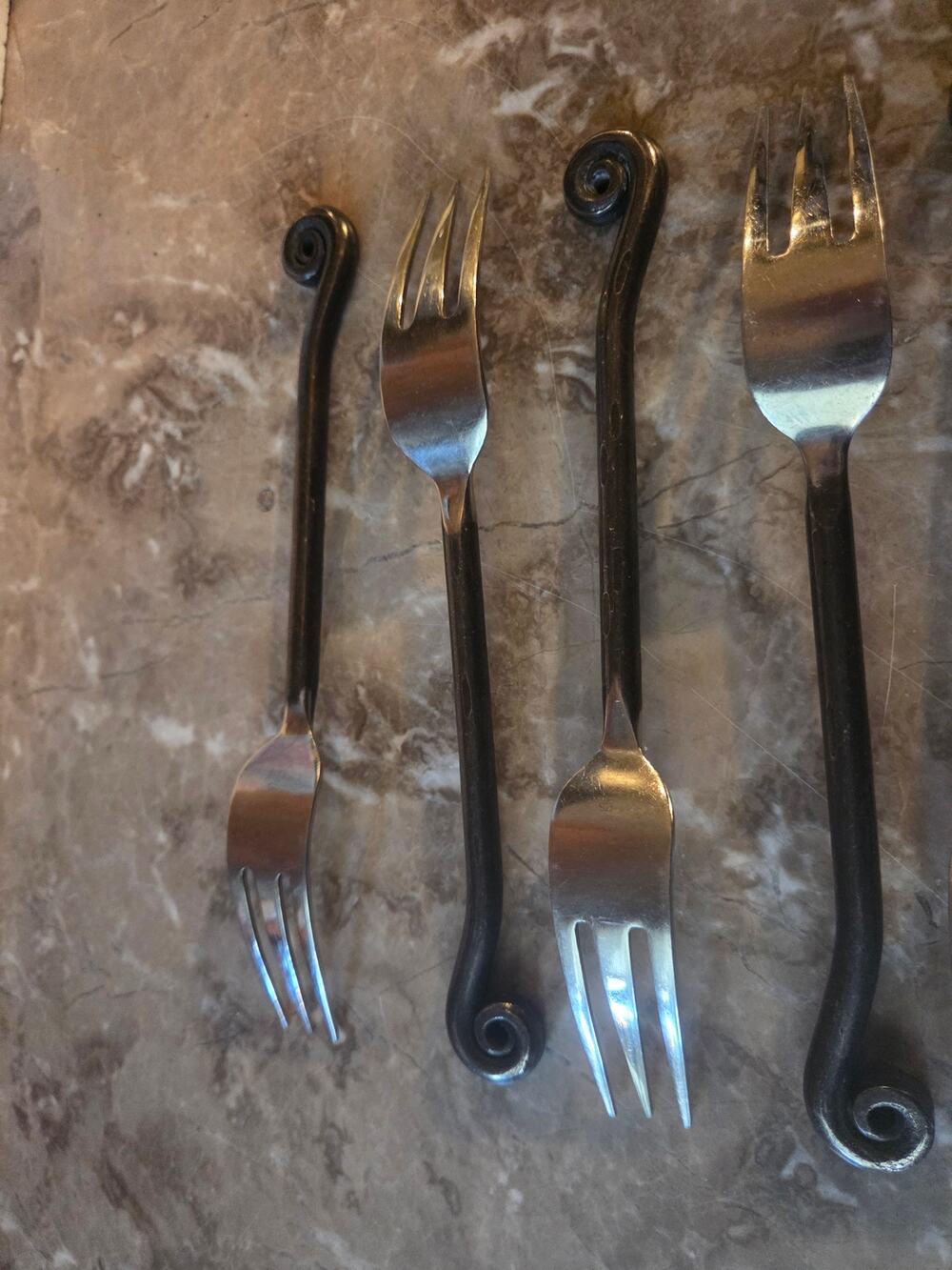 Hampton Silversmiths Coil Tip Appetizer Set of 4